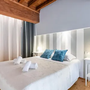 Appartamento Lovely In The Heart Of The Historic Center